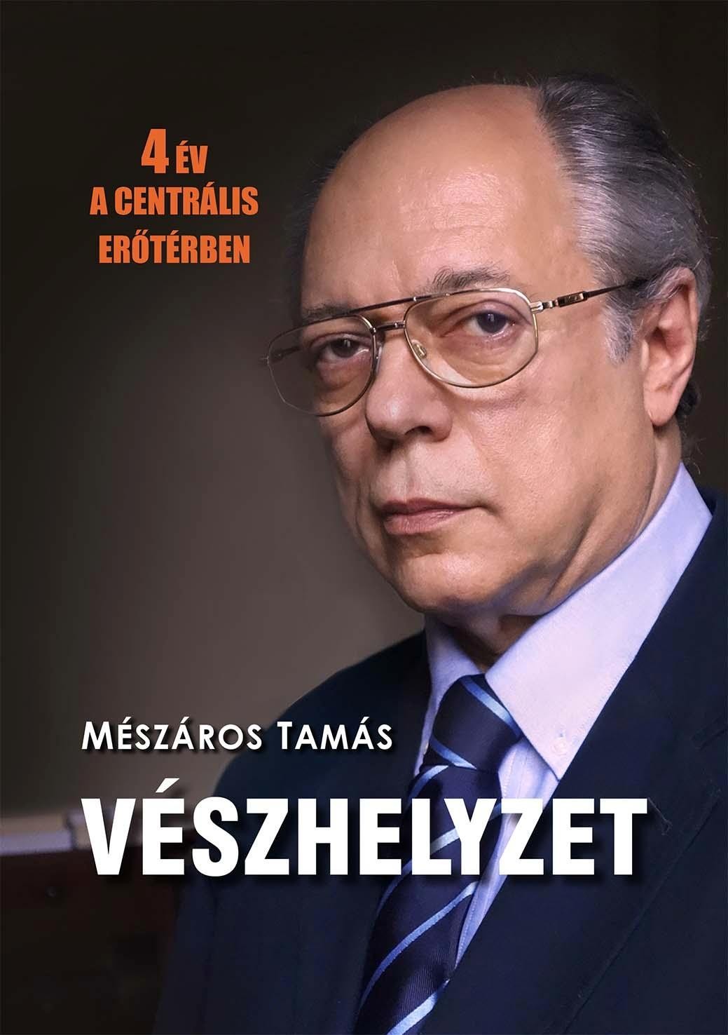 VÉSZHELYZET - 4 ÉV A CENTRÁLIS ERŐTÉRBEN (2014)